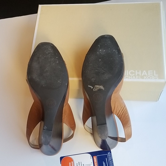 Shoes - Picture 3 of 3